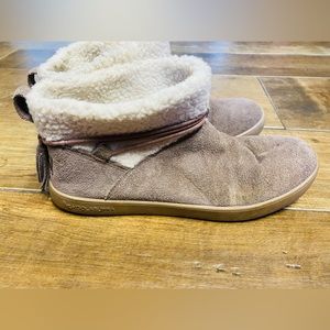 Koolaburra By UGG Isana Women Sz 7 Suede Booties Ankle Boots Lined Warm